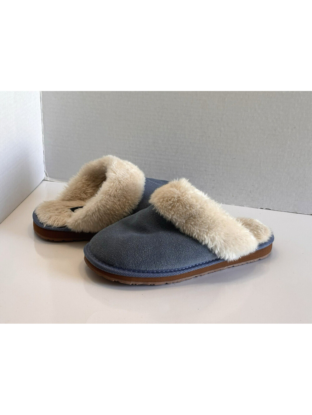 Clarks Fur Collar Scuff Slippers Women's Size 8 M Blue Suede Comfort Slip On